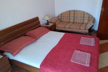 Пансион Apartments Stevo Nikočević