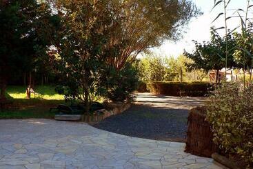 پانسیون Chambres D Hotes Domaine De Beaupre