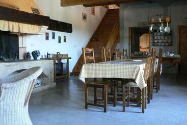 پانسیون Chambres D Hotes Domaine De Beaupre