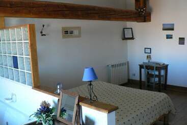 پانسیون Chambres D Hotes Domaine De Beaupre