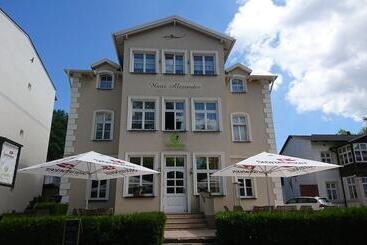 پانسیون Haus Alexander
