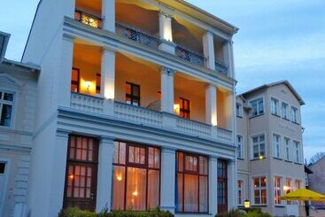 پانسیون Haus Alexander