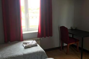 پانسیون Hostal La Concha