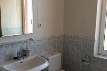 پانسیون Hostal La Concha
