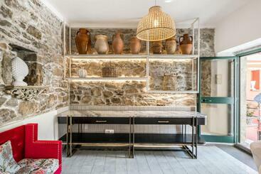 پانسیون La Torretta Lodge