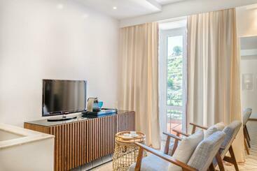 پانسیون La Torretta Lodge