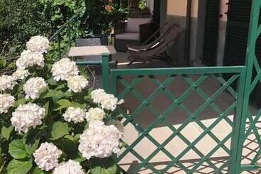پانسیون La Torretta Lodge