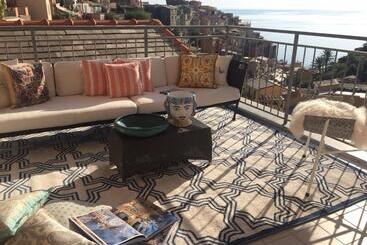 پانسیون La Torretta Lodge