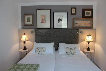 پانسیون La Torretta Lodge
