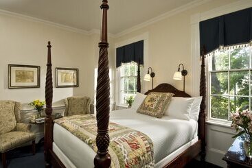 הוסטל The Inn At Cape Cod