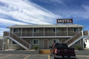 호스텔 Umatilla Inn & Suites
