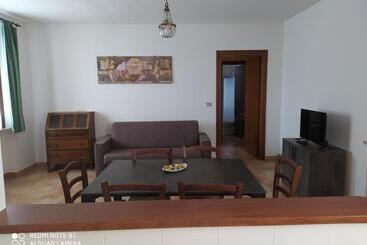 هتل Azienda Agrituristica Il Moraiolo