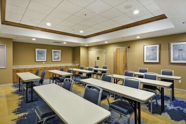 בית מלון כפרי Hampton Inn &  Suites Grants Pass