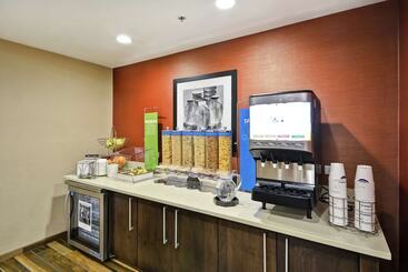 בית מלון כפרי Hampton Inn &  Suites Grants Pass