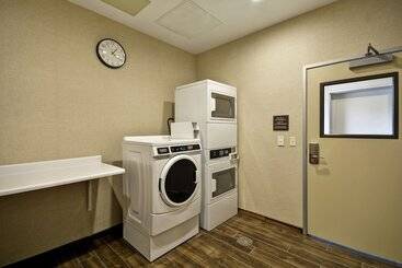 בית מלון כפרי Hampton Inn &  Suites Grants Pass