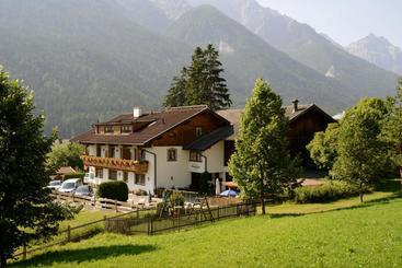 Пансион Gästehaus Rettenbacher