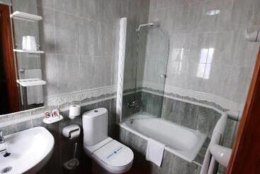 پانسیون Hostal Costa Rica