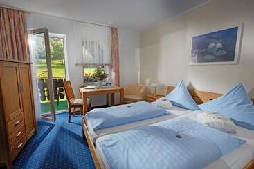 ペンション Tommes Gästehaus Zur Mühle