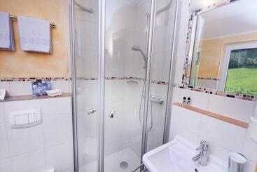 Pension (Hôtel basse catégorie) Tommes Gästehaus Zur Mühle