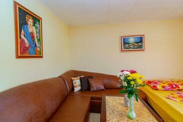 پانسیون Fener Guest House