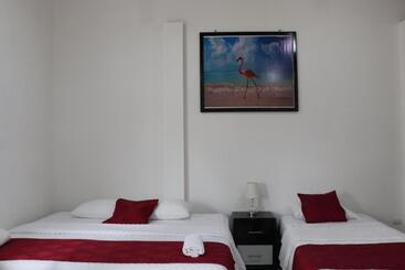 پانسیون Hostal Las Fragatas