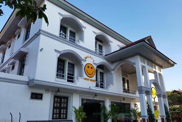 پانسیون Smiley's Guesthouse