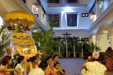 پانسیون Smiley's Guesthouse