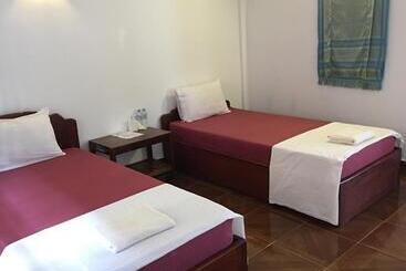پانسیون Smiley's Guesthouse