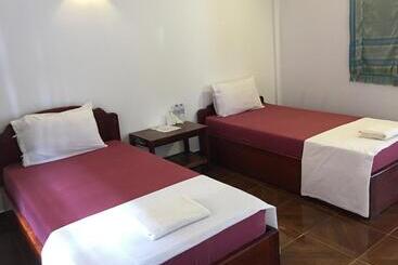 پانسیون Smiley's Guesthouse