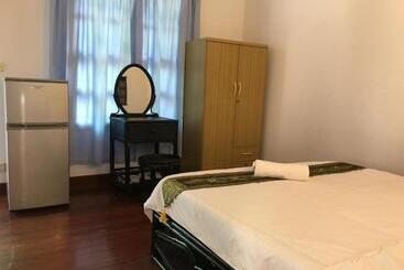 پانسیون Smiley's Guesthouse