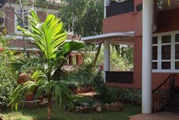 هاستل Inn Pondiville Forest Retreat