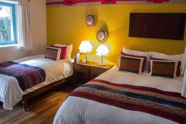 هاستل Pisac Inn