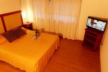 Apart Hotel Family