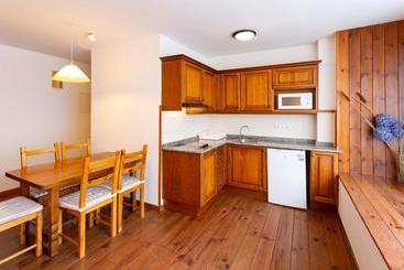 Apartamentos Rentarán - Tredos