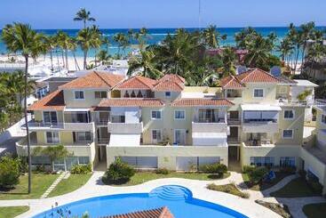 Las Terrazas Vip Pool Beach Club & Spa