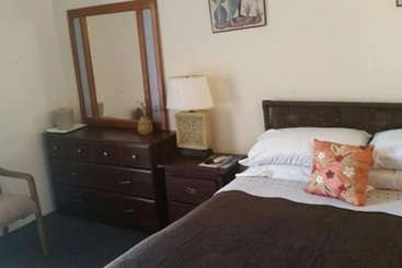 پانسیون Midtown Guest House