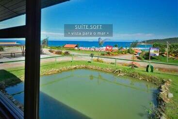 پانسیون Village Praia Do Rosa