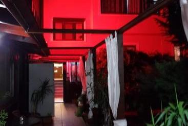 Pensiunea Red Rose Apartments