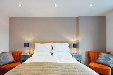 هاستل 1885 The Venue   Pub, Restaurant, Rooms & Function House