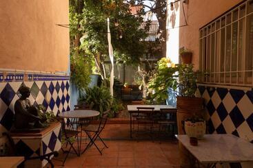 Pensió 1900 B&b Terrassa