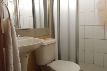 پانسیون Hostal Del Aguila