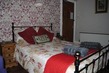 پانسیون Somerton Guest House