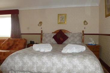 پانسیون Whitehall Guest House