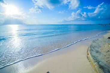 Seven Mile Beach Resort