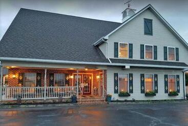 هاستل Country Living Inn