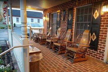 هاستل Country Living Inn