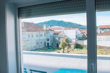 پانسیون Arca Nova Guest House & Hostel Caminha