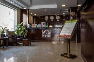 Toot House Alqaim