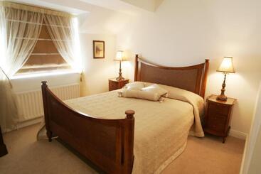 پانسیون Heatons Guesthouse