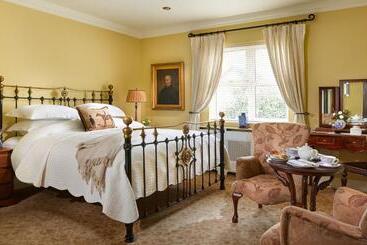 پانسیون Heatons Guesthouse